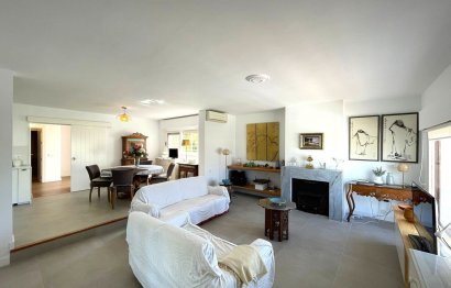 Resale - House - Detached Villa - Estepona - Estepona Centro