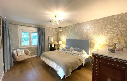 Resale - House - Detached Villa - Estepona - Estepona Centro