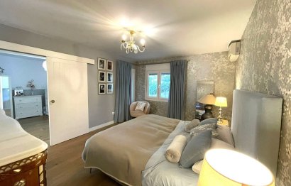 Resale - House - Detached Villa - Estepona - Estepona Centro