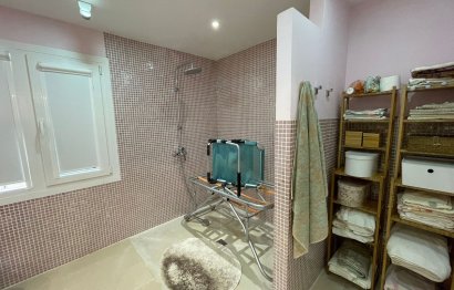 Resale - House - Detached Villa - Estepona - Estepona Centro