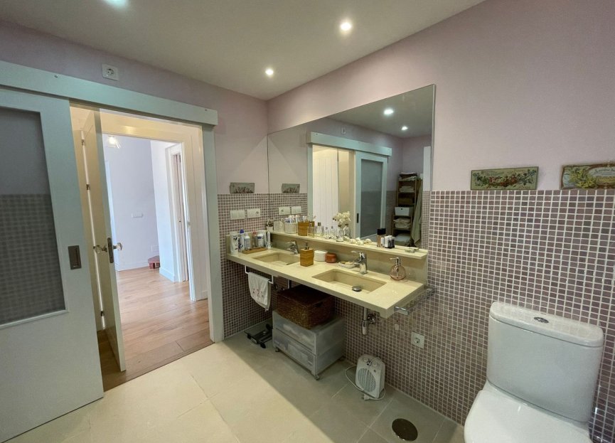 Resale - House - Detached Villa - Estepona - Estepona Centro