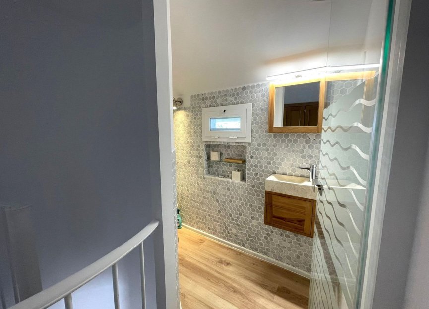 Resale - House - Detached Villa - Estepona - Estepona Centro