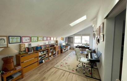 Resale - House - Detached Villa - Estepona - Estepona Centro