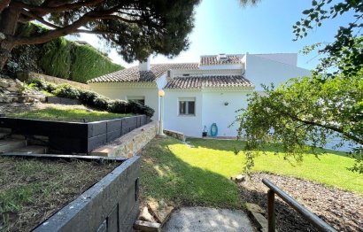 Resale - House - Detached Villa - Estepona - Estepona Centro