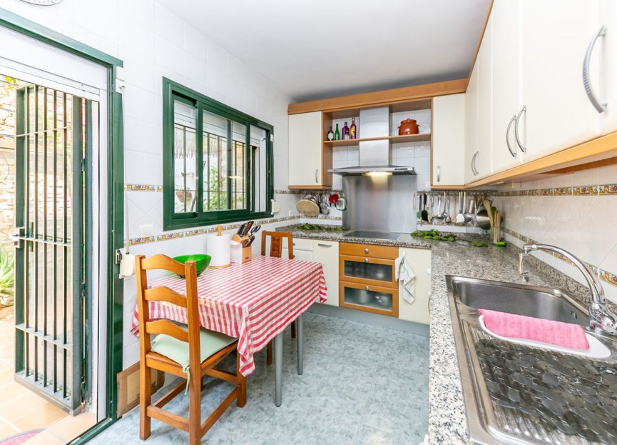 Reventa - House - Townhouse - Benalmádena - Benalmadena Centro