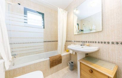 Reventa - House - Townhouse - Benalmádena - Benalmadena Centro