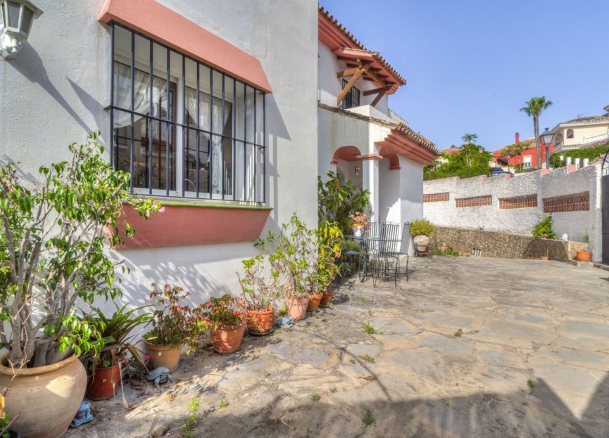 Resale - House - Detached Villa - Marbella - Marbella Centro