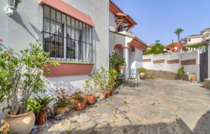 Resale - House - Detached Villa - Marbella - Marbella Centro