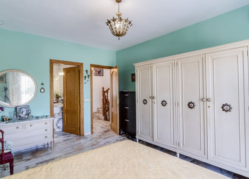 Resale - House - Detached Villa - Marbella - Marbella Centro