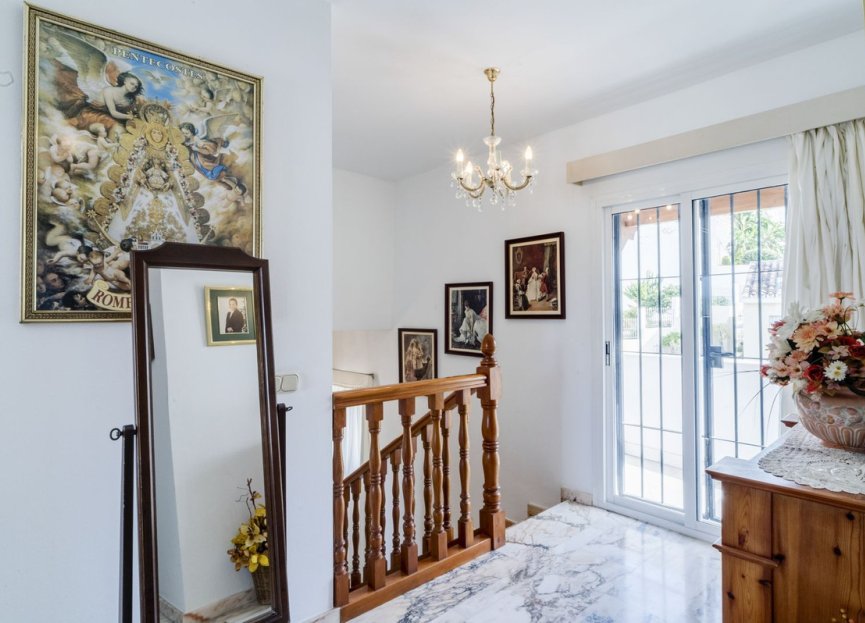 Resale - House - Detached Villa - Marbella - Marbella Centro