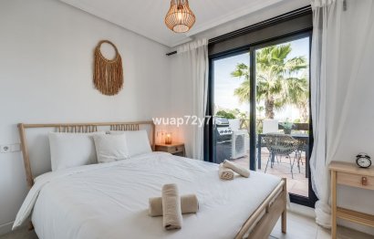 Resale - Apartment - Middle Floor Apartment - Estepona - Selwo