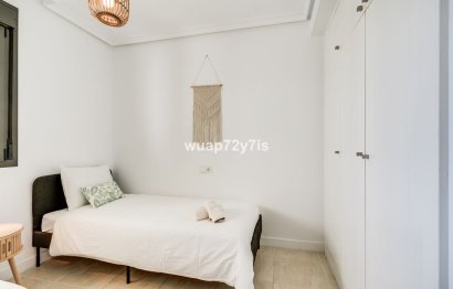 Resale - Apartment - Middle Floor Apartment - Estepona - Selwo