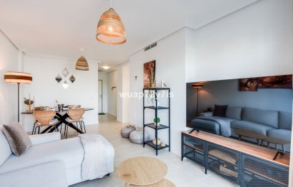 Resale - Apartment - Middle Floor Apartment - Estepona - Selwo