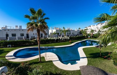 Resale - Apartment - Middle Floor Apartment - Estepona - Selwo