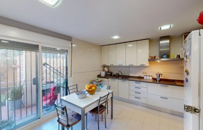 Resale - House - Detached Villa - Benalmádena - Benalmadena Centro