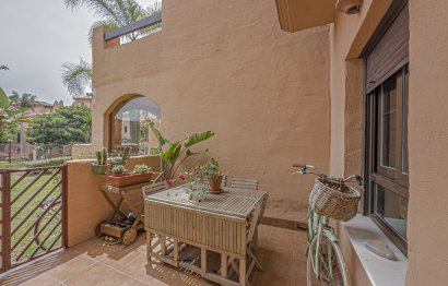 Resale - Ground floor apartment - Estepona - Hacienda del Sol