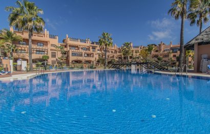Resale - Ground floor apartment - Estepona - Hacienda del Sol