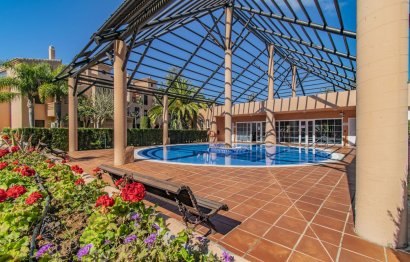 Resale - Ground floor apartment - Estepona - Hacienda del Sol