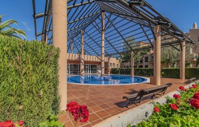 Resale - Ground floor apartment - Estepona - Hacienda del Sol