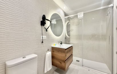 Resale - Apartment - Top Floor Apartment - Benahavís - Benahavís Centro