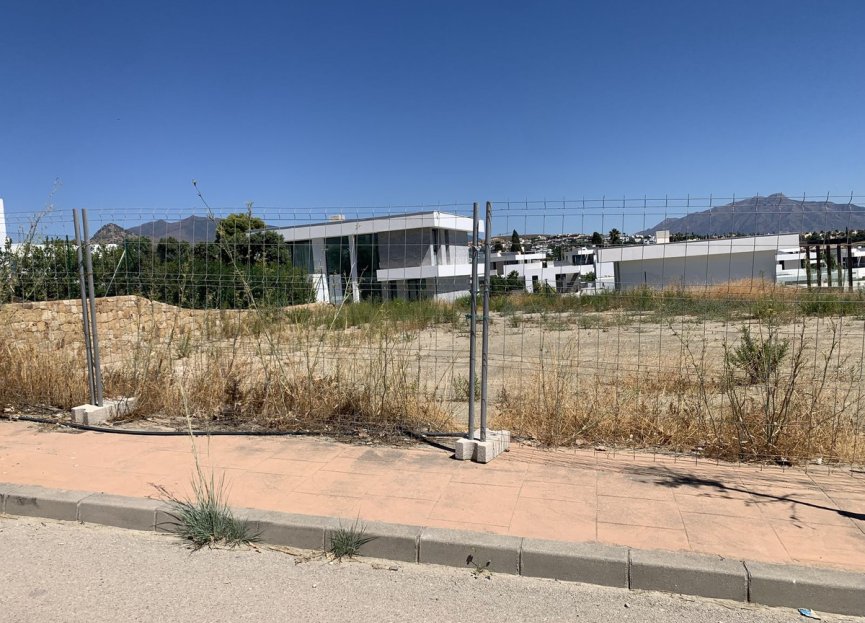 New Build - Plot - Residential Plot - Estepona - Cancelada