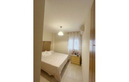 Resale - Apartment - Middle Floor Apartment - Marbella - Nueva Andalucia