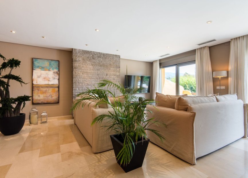 Resale - House - Townhouse - Marbella - Nagüeles