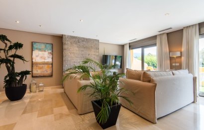 Resale - House - Townhouse - Marbella - Nagüeles