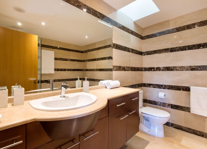 Resale - House - Townhouse - Marbella - Nagüeles