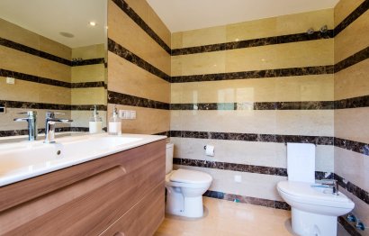 Resale - House - Townhouse - Marbella - Nagüeles