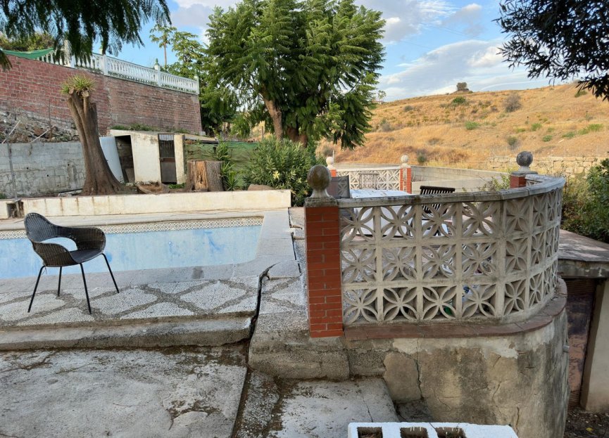 Resale - Plot - Land - Estepona - Estepona Centro