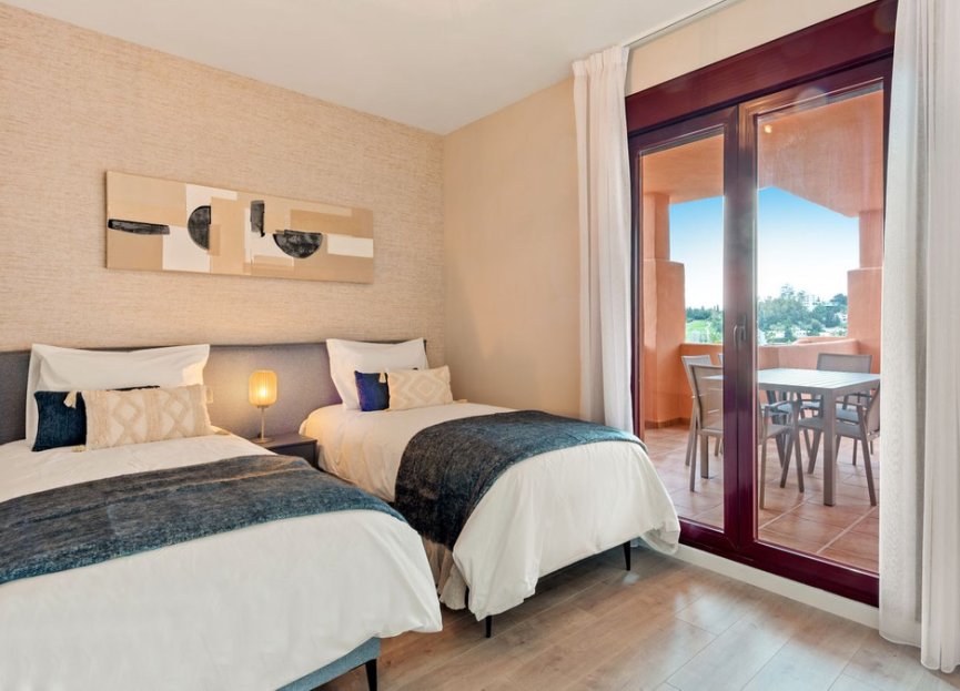 Reventa - Apartment - Penthouse - Benahavís - Benahavís Centro