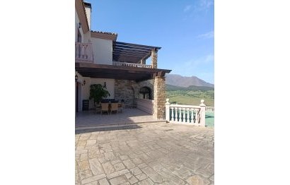 Reventa - House - Detached Villa - Casares - Casares Playa