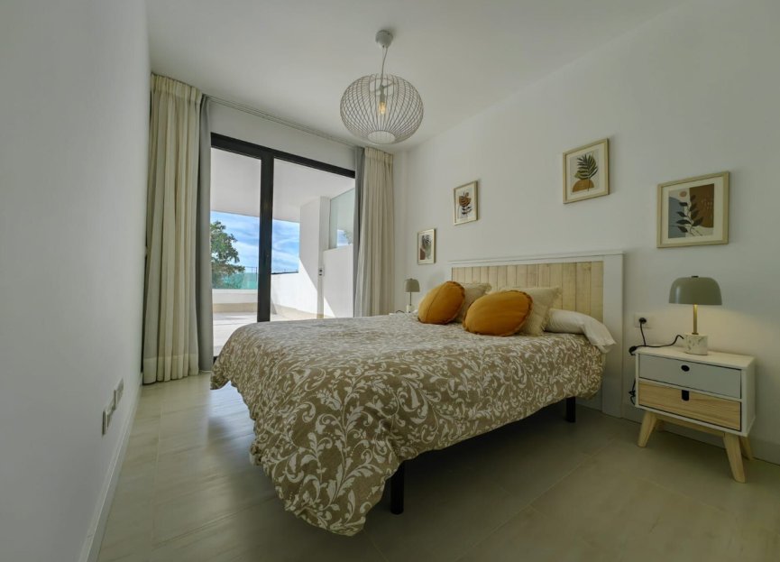 Resale - Apartment - Ground Floor Apartment - Estepona