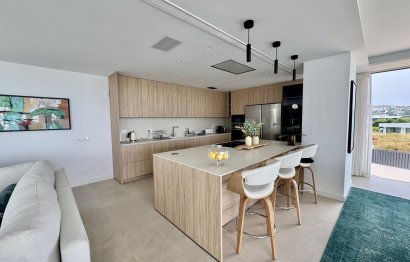 Resale - House - Detached Villa - Estepona - Cancelada