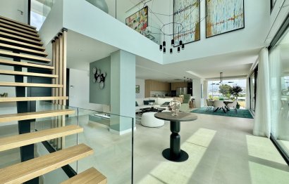 Resale - House - Detached Villa - Estepona - Cancelada