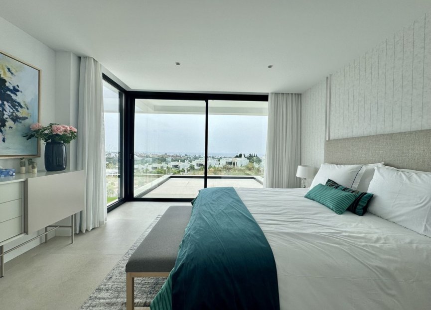 Resale - House - Detached Villa - Estepona - Cancelada