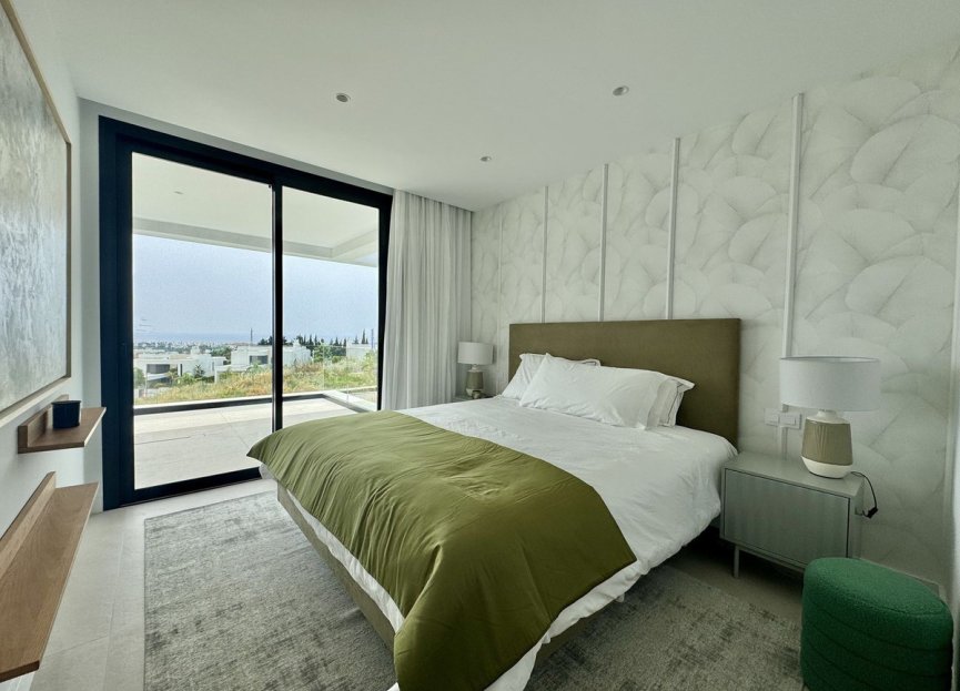 Resale - House - Detached Villa - Estepona - Cancelada