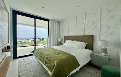 Resale - House - Detached Villa - Estepona - Cancelada