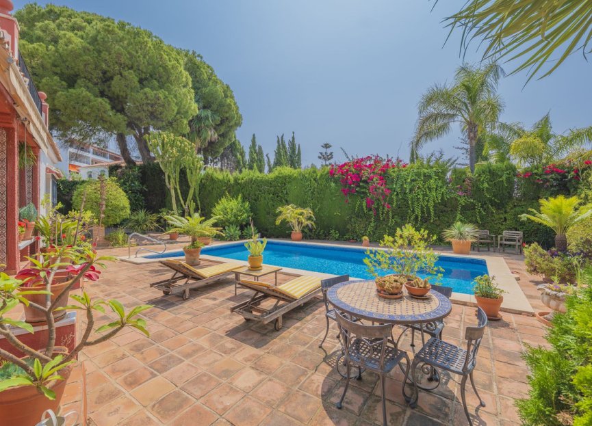 Resale - House - Detached Villa - Marbella - Marbella Centro