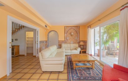 Resale - House - Detached Villa - Marbella - Marbella Centro