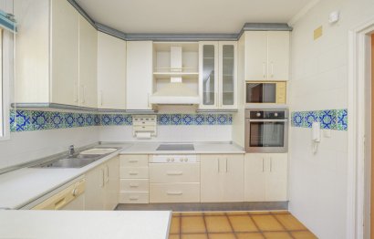 Resale - House - Detached Villa - Marbella - Marbella Centro