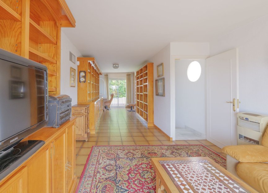 Resale - House - Detached Villa - Marbella - Marbella Centro