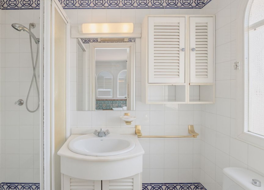 Resale - House - Detached Villa - Marbella - Marbella Centro