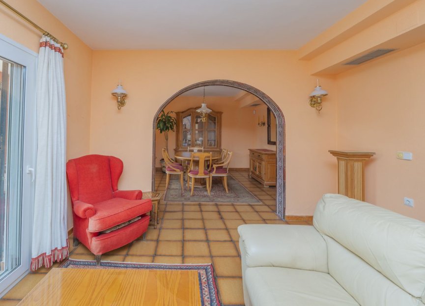 Resale - House - Detached Villa - Marbella - Marbella Centro