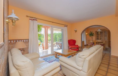 Resale - House - Detached Villa - Marbella - Marbella Centro