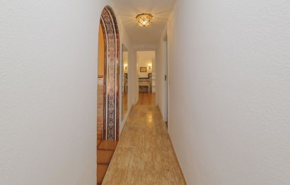 Resale - House - Detached Villa - Marbella - Marbella Centro