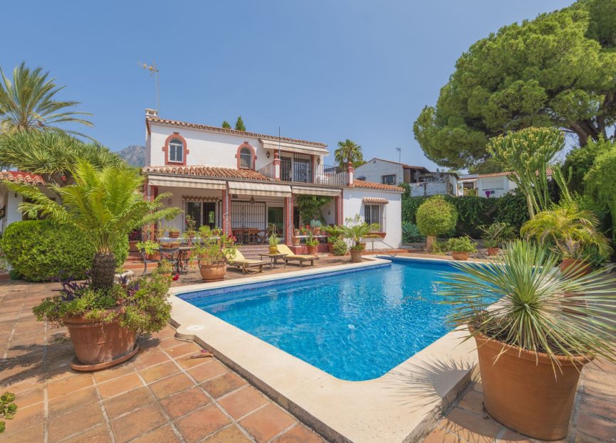 Resale - House - Detached Villa - Marbella - Marbella Centro