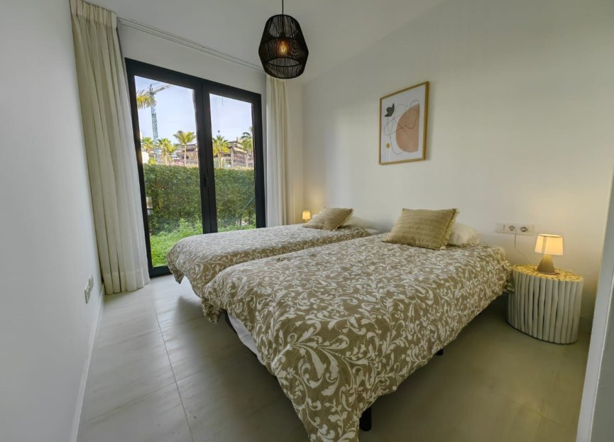 Resale - Apartment - Ground Floor Apartment - Estepona