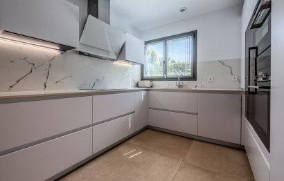 Resale - House - Detached Villa - Marbella - Puerto Banús